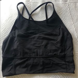 Black lululemon sports bra